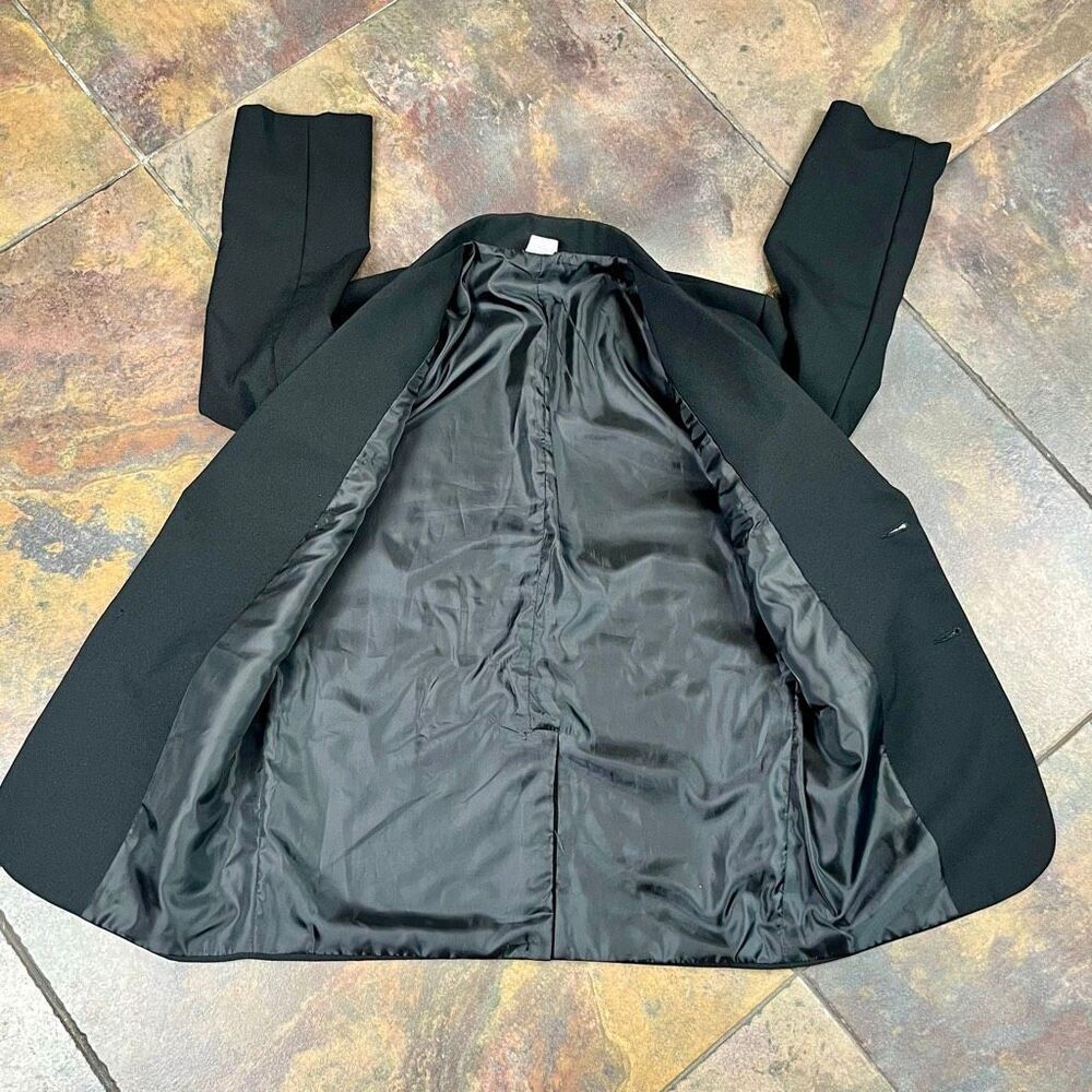 Boy’s Black Suit Jacket 16 - Picture 9 of 9